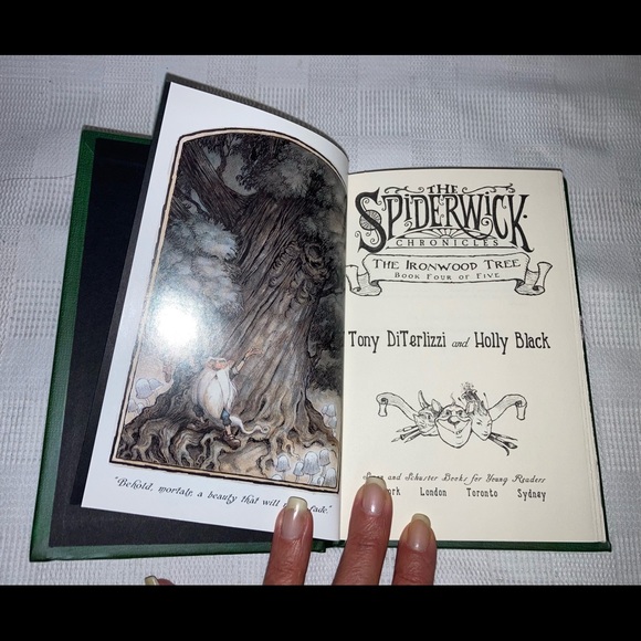 'Spiderwick Chronicles' Hard Cover Book (#4) - Picture 3 of 10